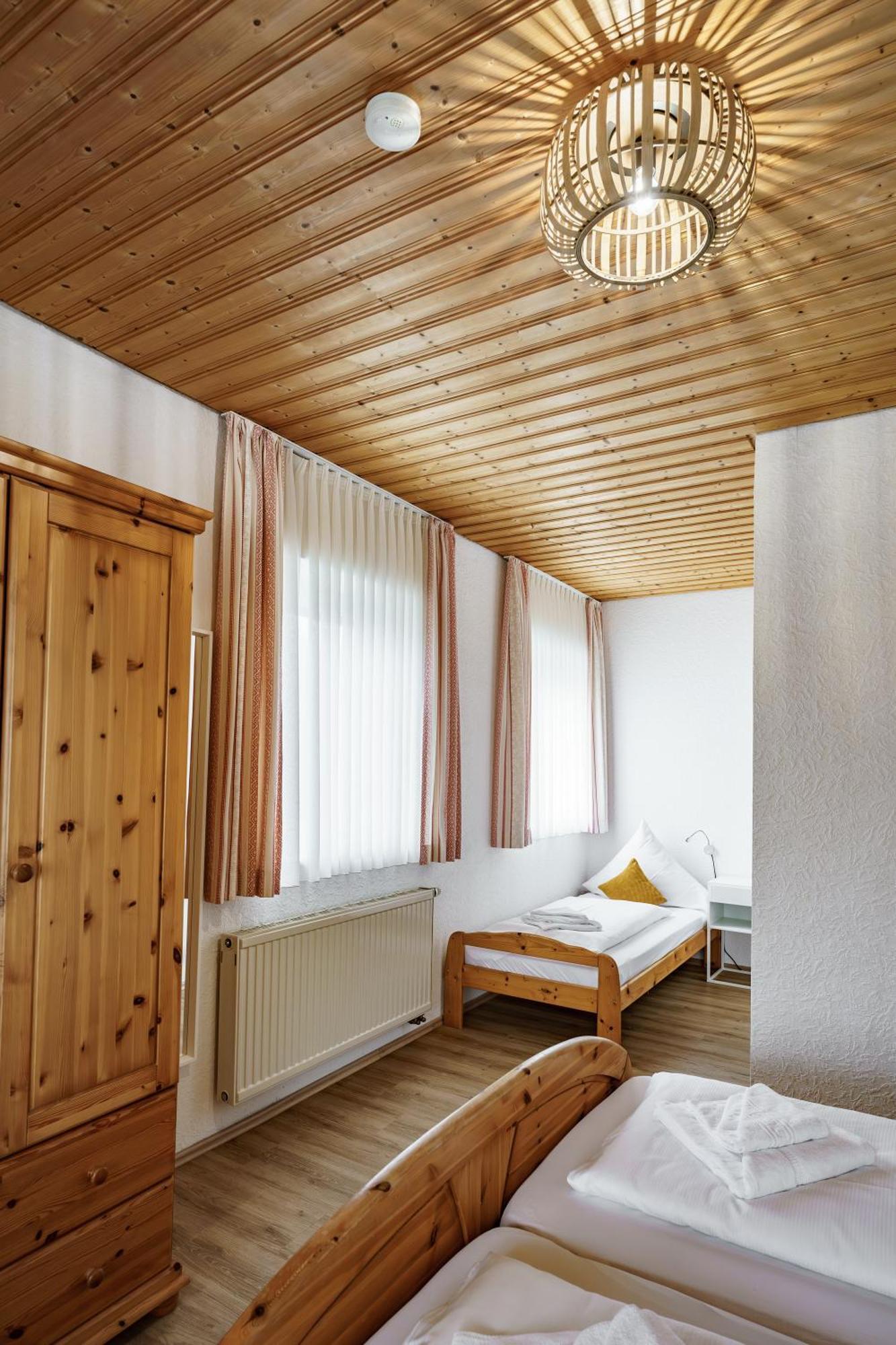 Landgasthof Ochsen Neresheim Exteriér fotografie