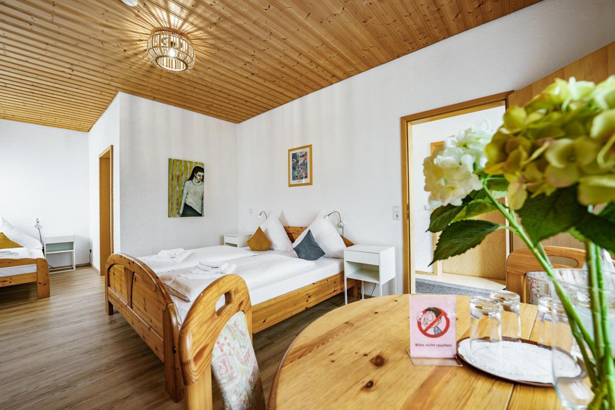 Landgasthof Ochsen Neresheim Exteriér fotografie